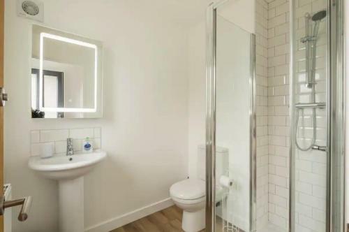 Cosy Two Bedroom Apartment In Excellent Location