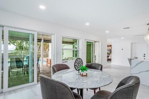 Waterfront Cape Coast Retreat