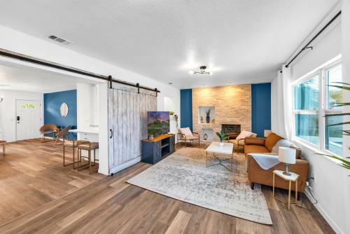 Hgtv - The Blue Villa - Rewarded Luxury Clearwater