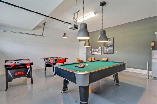 8940titanium Villa