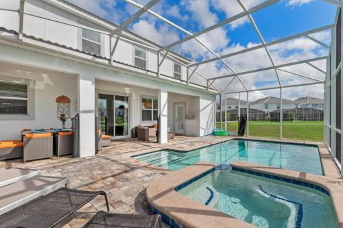 8940titanium Villa