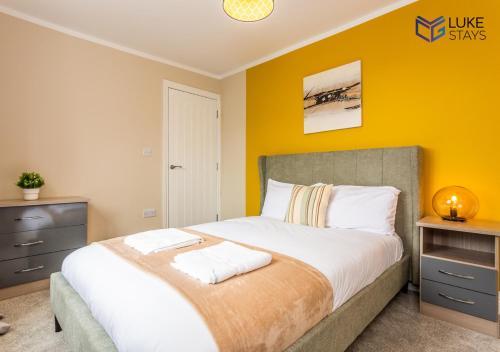 Apartamento ?beautiful 4 Bed House ? 1 Bed Ensuite? Durham?