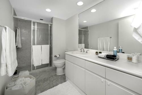 Luxury 4 Beds Apartment In Sunny Isles Island