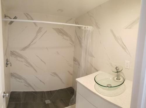 New Modern Style Home*near Downtown*near Beach