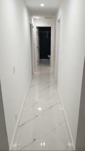 New Modern Style Home*near Downtown*near Beach