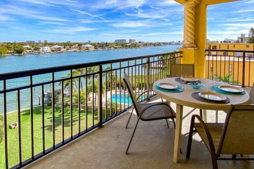 408 - Palms Of Treasure Island Resort