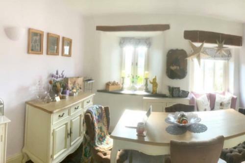 Gorgeous Little Cottage Barn Retreat Kingsbridge