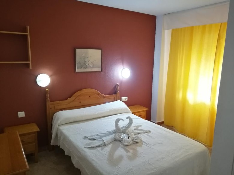 Hostal Virgen Del Rocio II