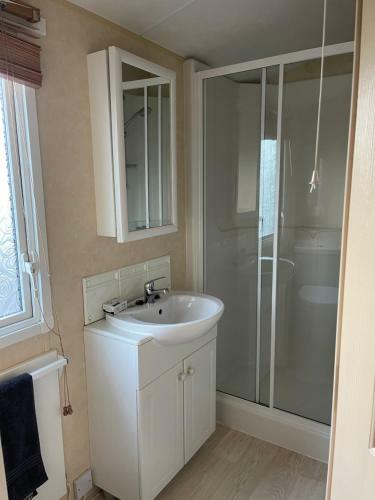 Beautiful 2-bed Static Caravan