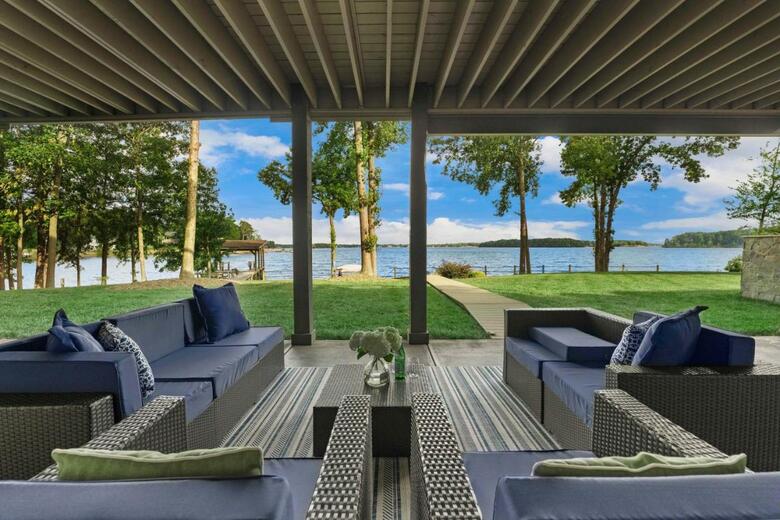 Lake Norman Getaway By Stay Lake Norman