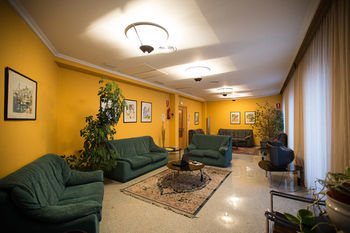Hostal Paris