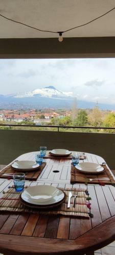 Superior Etna House