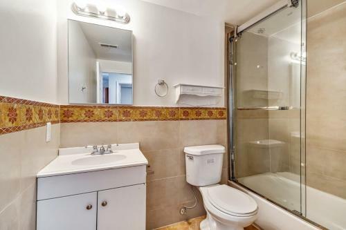 Apartamento Cozy And Stylish 2bd Apt With Great Location!