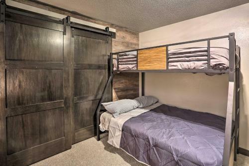 Modern South Dakota Cabin With Private Hot Tub!