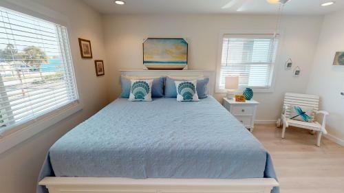 Apartamento Ah-a202 Second Floor Condo, Newly Remodeled, Overlooks Shared Pool