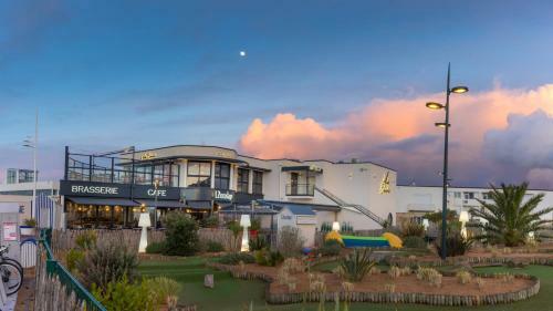 Villa Maison de Bourg � Ouistreham � 2 Pas de La Mer