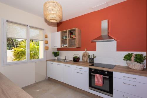 Villa de Charme Avec Piscine Chauff�e & Cigales