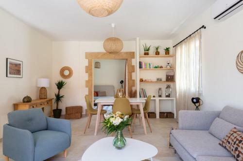 Villa de Charme Avec Piscine Chauff�e & Cigales