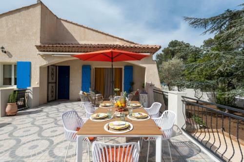Villa de Charme Avec Piscine Chauff�e & Cigales