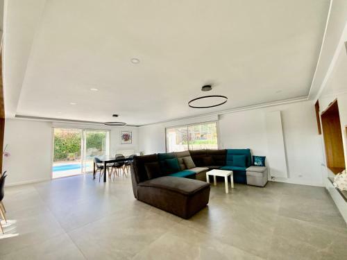 Villa Groomi La Colline - Piscine, Modernit� Et Grands Espaces