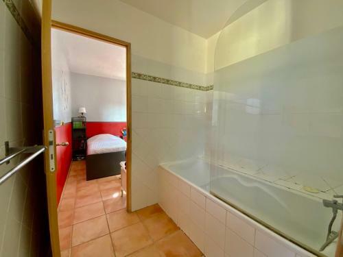 Villa Groomi La Colline - Piscine, Modernit� Et Grands Espaces