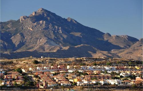 Holiday Home C/ De La Camamil 16, Casa