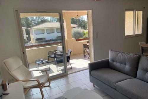 Joli Appartement Dans R�sidence Calme Proche Mer