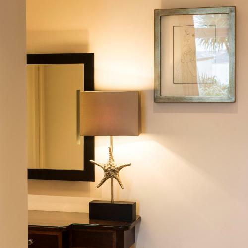 Somerville Hotel