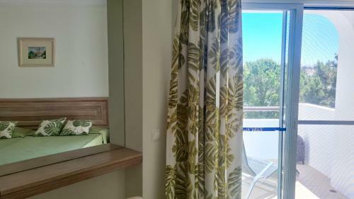 Green And Blue View Apartment