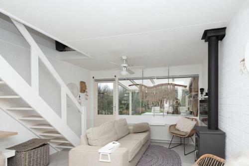 Holidayhouse - Hoogerwerfsweg de Tong 25 Bruinisse
