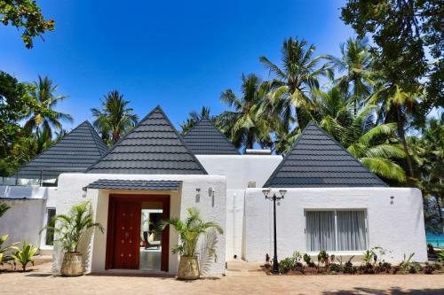 Hotel Searenity Beach Villa