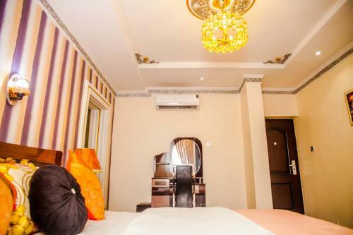 Apartamento Tobby Royal Suites