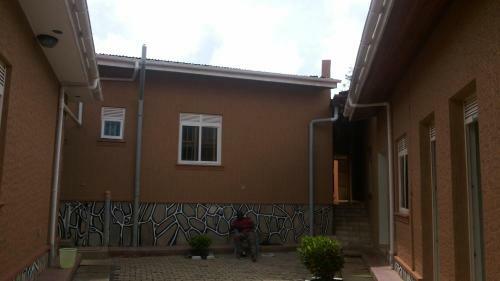 Hotel Leam Guesthouse