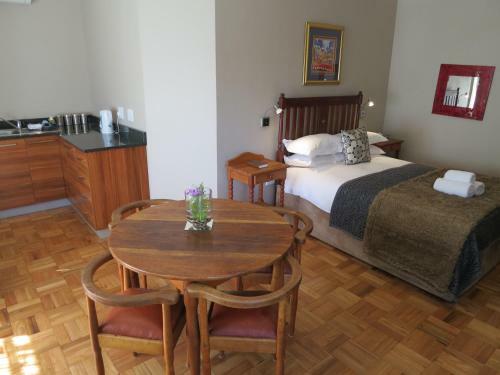 Hostal Dias Guest House