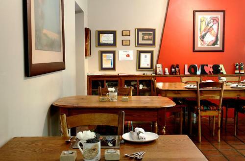 Hostal Dias Guest House