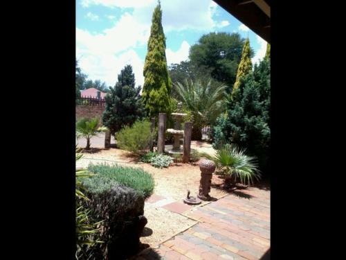 Hostal Casa Villa Guest House Carletonville - Suite 1
