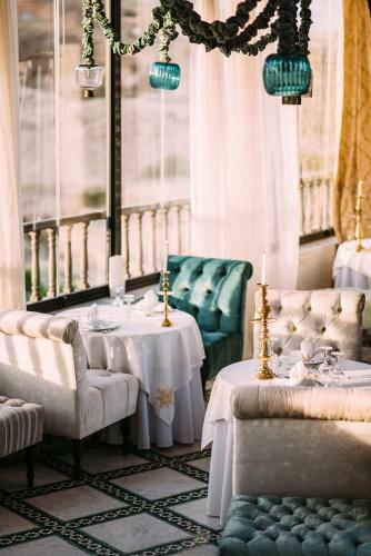 Riad Maison Bleue And Spa