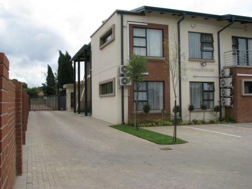 Hostal 4 Seam Guest House