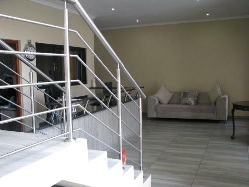 Hostal 4 Seam Guest House