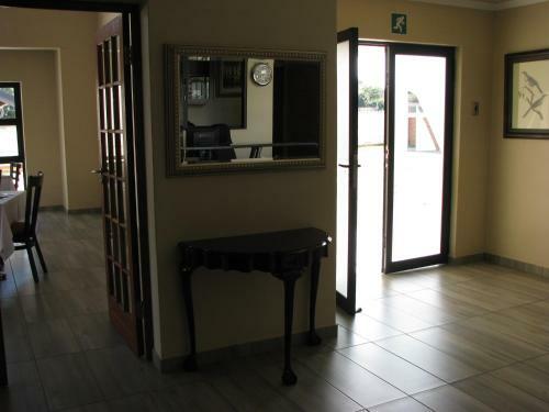 Hostal 4 Seam Guest House