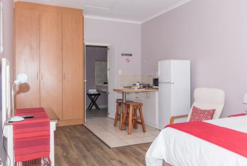 Hostal 10 Windell Self Catering Accommodation