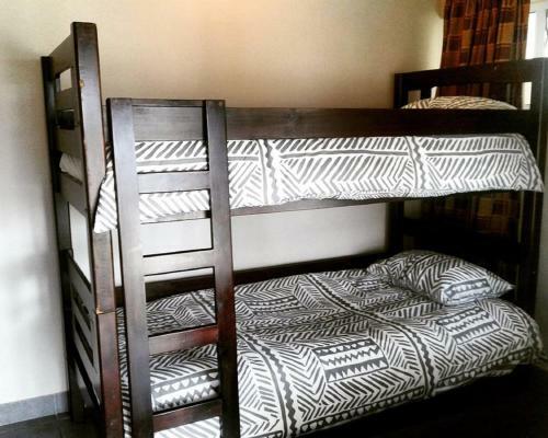 Hostal Rostalyn Guesthouse