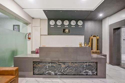 Hotel Oyo 77861 Elite Continental