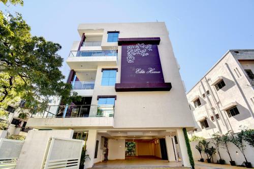 Hotel Elite Homes