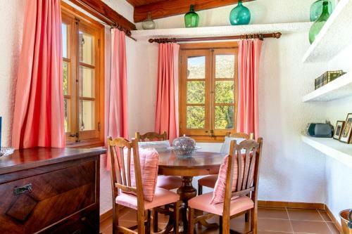 Villa Alegre