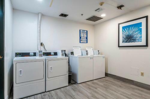 Apartamento Studio Full Kitchen Tempe Studio W Pool, Jacuzzi, Gym Perfect Location No Pets