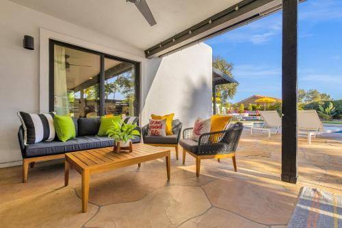 Wanderlust Oasis
