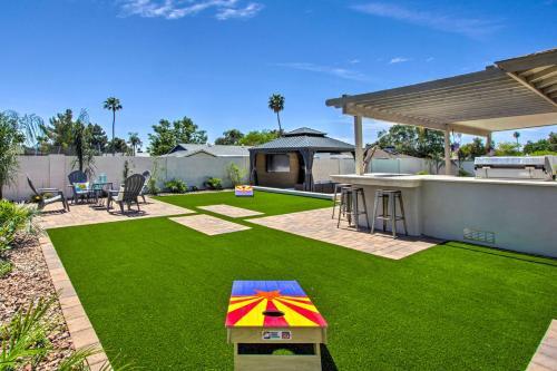 Scottsdale Family Oasis With Private Pool And Bbq
