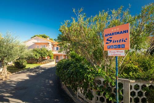 Cosy And Modern 2-bed Apartment In Krk Croatia