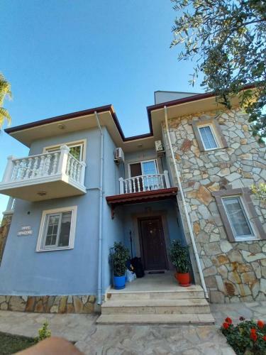 Villa Victoria